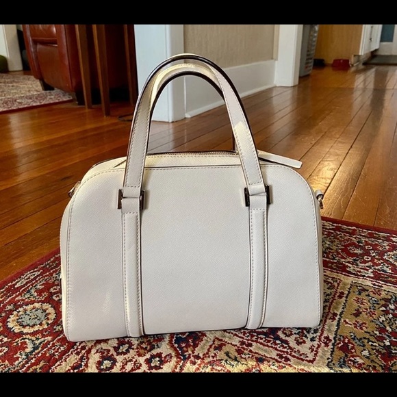 Kate Spade Purse- Great condition! - Picture 5 of 5